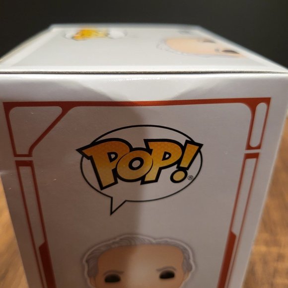 Star Wars Mandalorian The Client Funko Pop - Picture 8 of 9